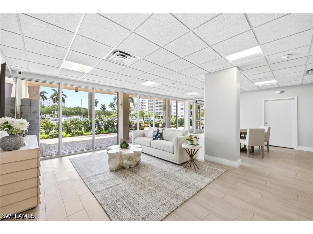3 Bluebill Avenue #303 Naples FL 34108 226018057 image42
