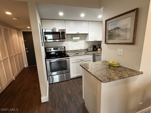 3 Bluebill Avenue #405 Naples FL 34108 225085065 image11