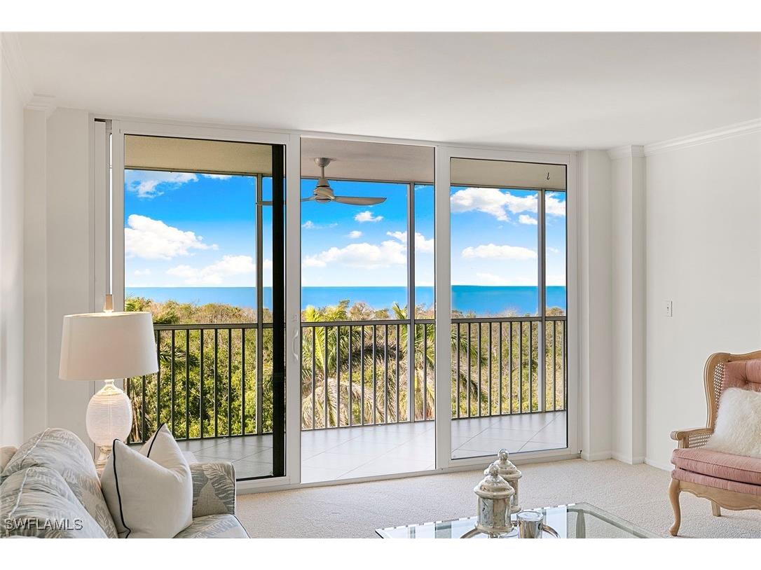 3 Bluebill Avenue #601 Naples FL 34108 225028619 image1