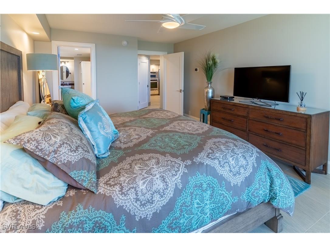 3 Bluebill Avenue #801 Naples FL 34108 225080896 image18