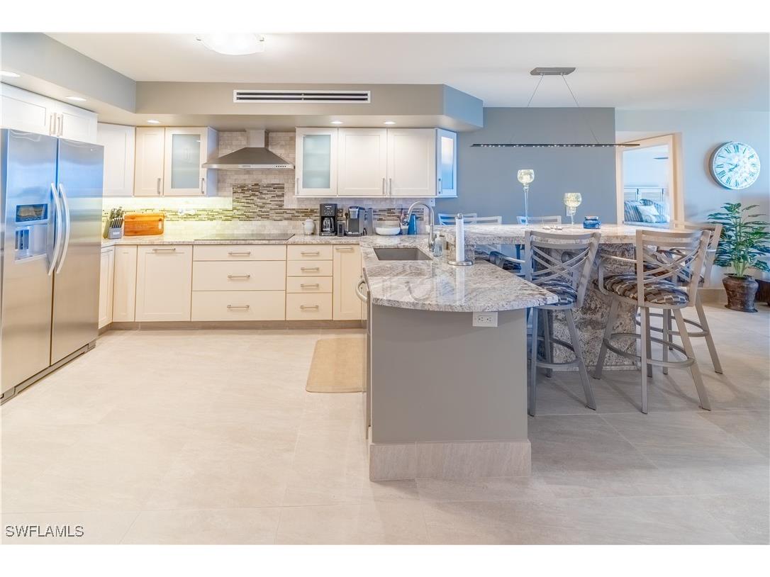 3 Bluebill Avenue #801 Naples FL 34108 225080896 image3