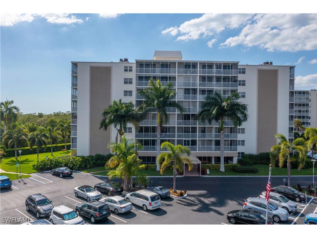 3 Bluebill Avenue #808 Naples FL 34108 226006646 image5