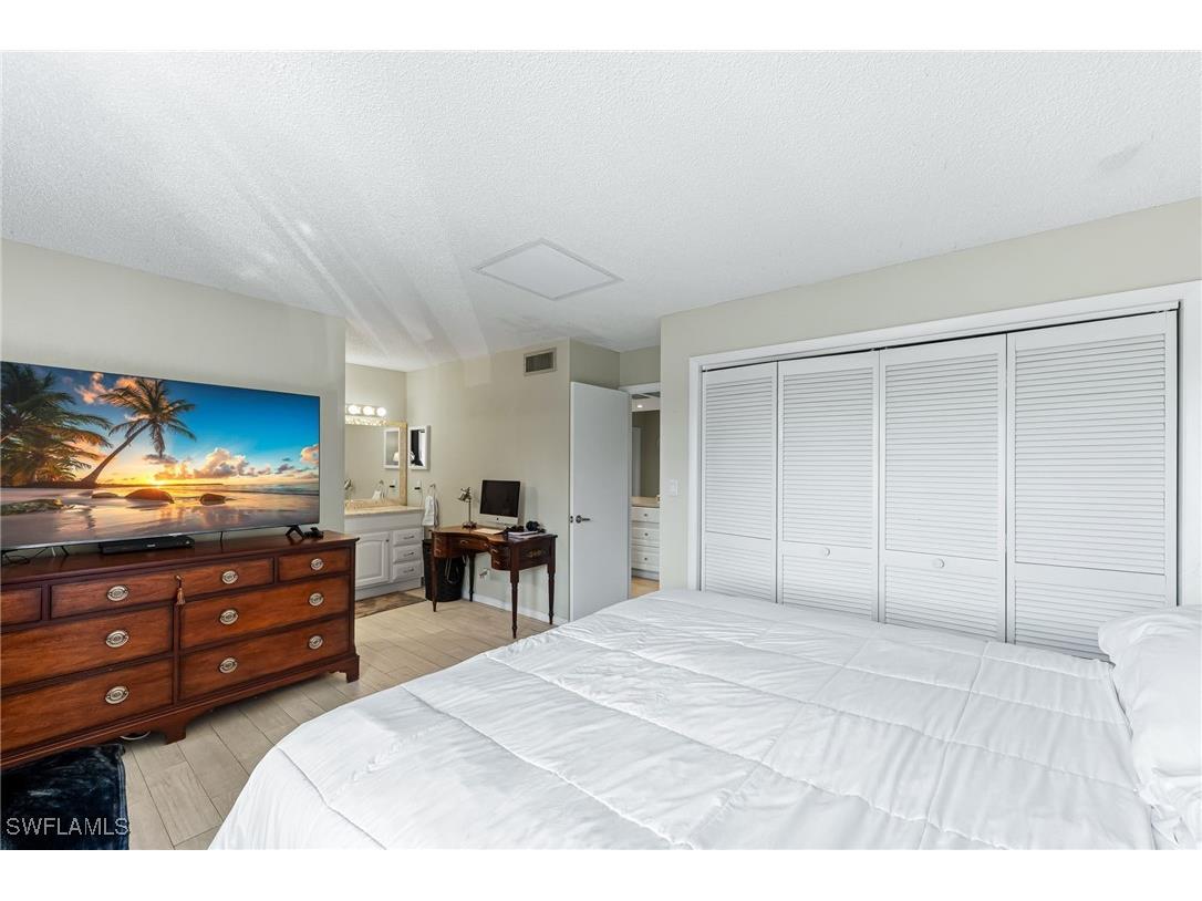 3 Bob O Link Court #3B Naples FL 34105 226000663 image11