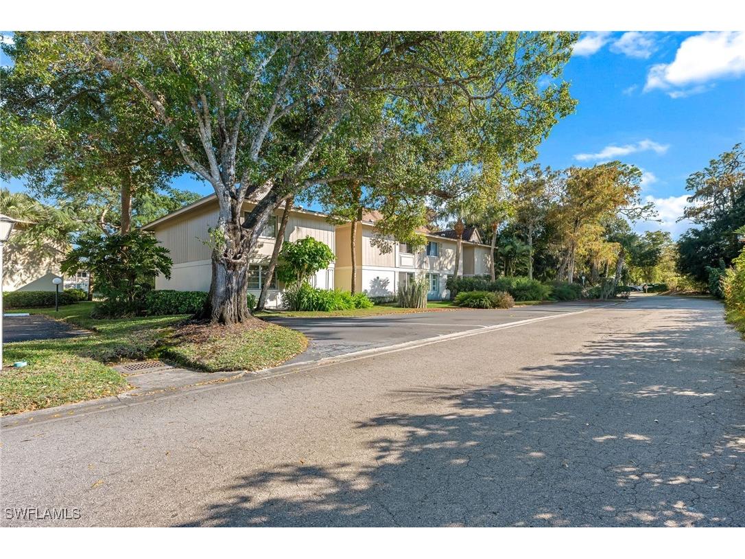 3 Bob O Link Court #3B Naples FL 34105 226000663 image20