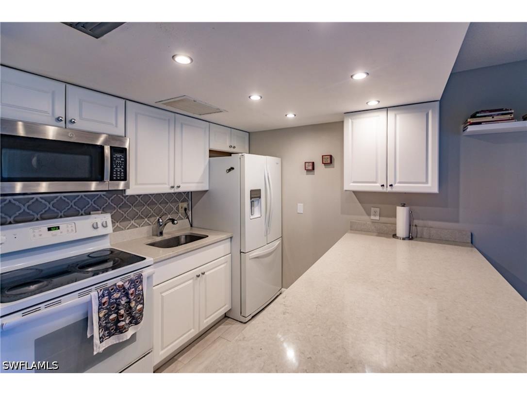3 Bob O Link Court #B Naples FL 34105 226022238 image8