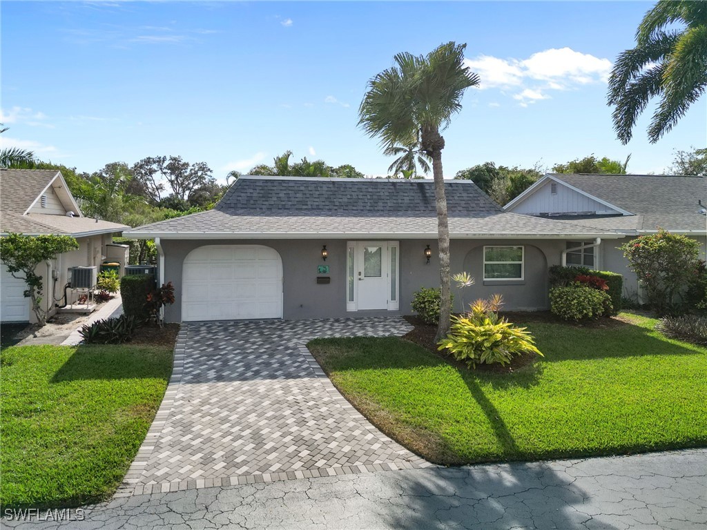 3 Crooked Lane #23 Naples FL 34112 225083366 image1
