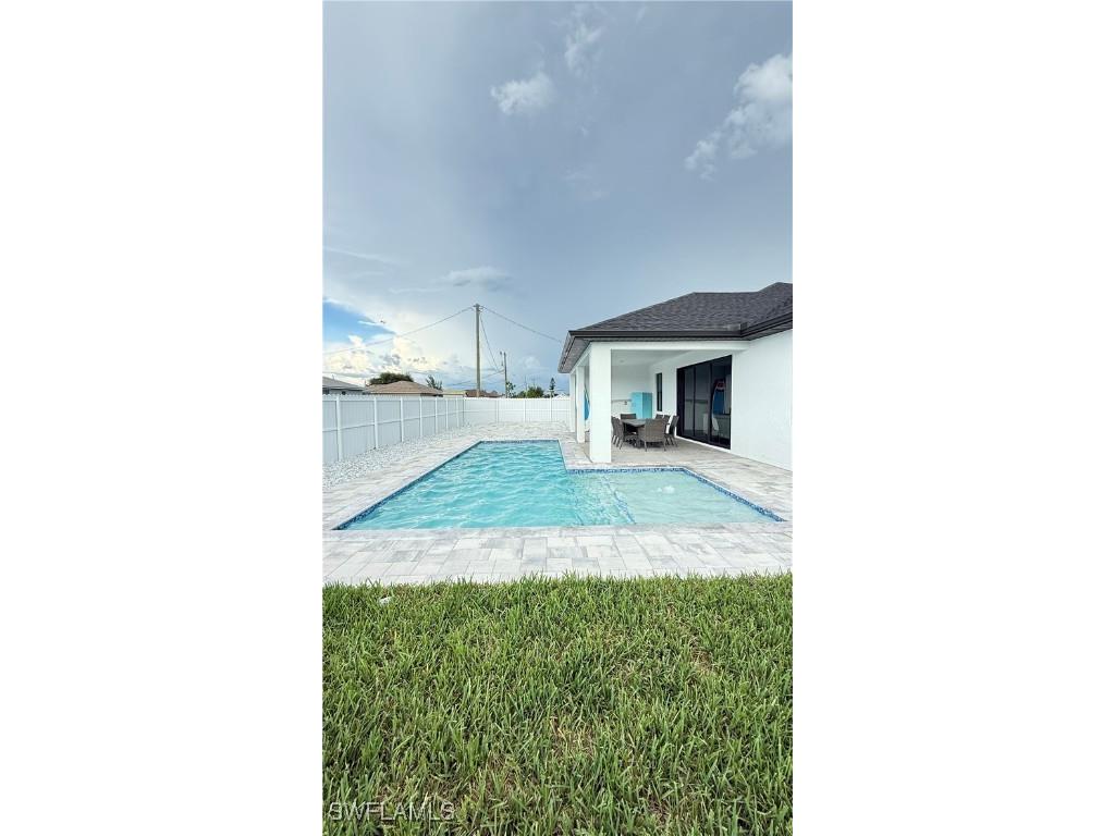 3 Tropicana Parkway E Cape Coral FL 33909 225066719 image1