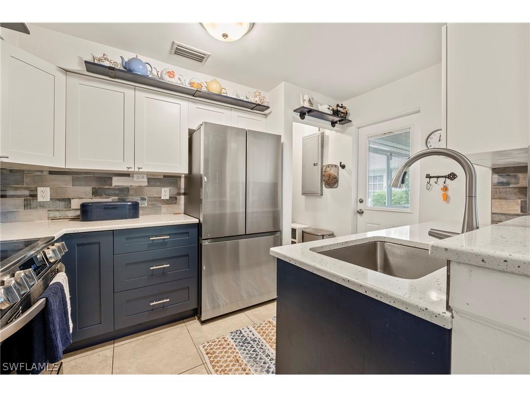30 Kings Road #A39 Naples FL 34112 226003892 image5