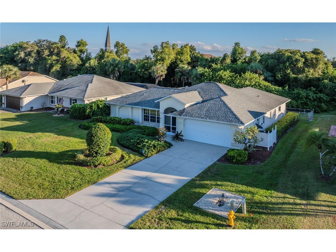 30 Wickliffe Drive Naples FL 34110 225078548 image1