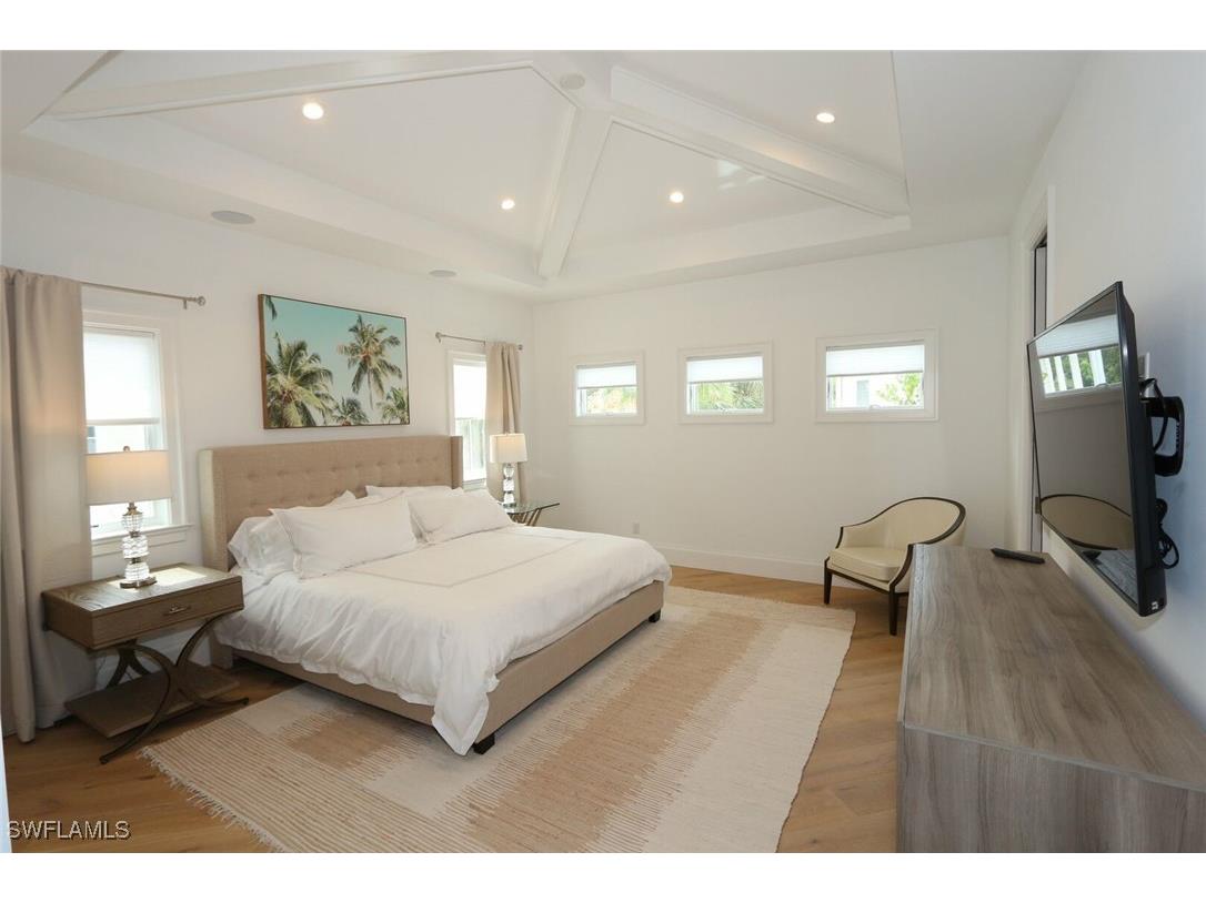 300 2nd Avenue N Naples FL 34102 225080225 image23