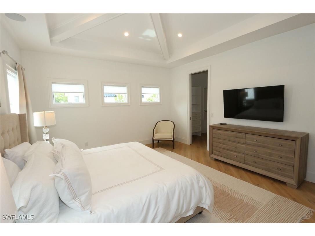 300 2nd Avenue N Naples FL 34102 225080225 image24