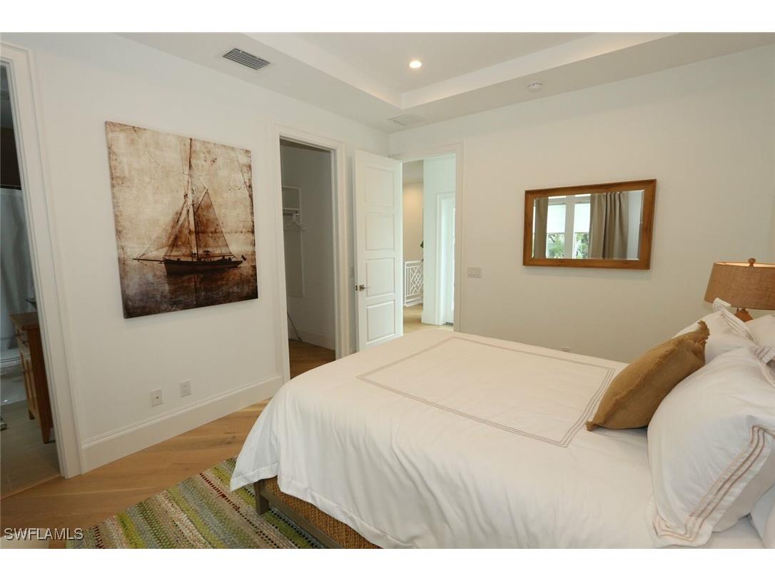 300 2nd Avenue N Naples FL 34102 225080225 image27