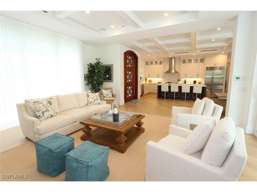 300 2nd Avenue N Naples FL 34102 225080225 image3