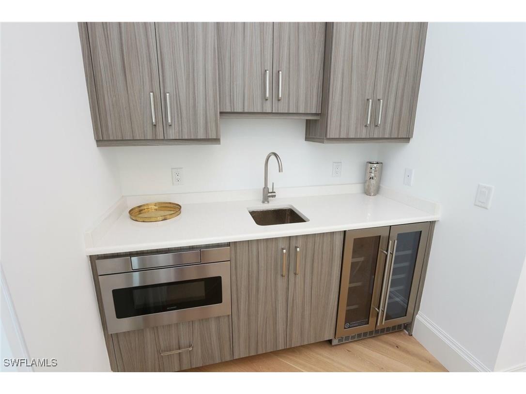 300 2nd Avenue N Naples FL 34102 225080225 image34