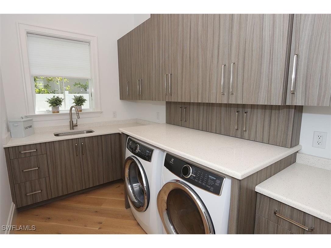 300 2nd Avenue N Naples FL 34102 225080225 image41