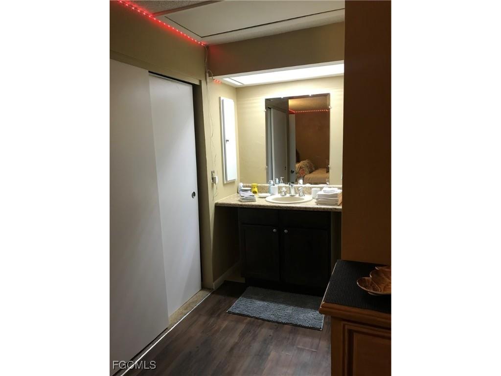 300-302 Hubbard Avenue North Fort Myers FL 33917 2025004945 image15