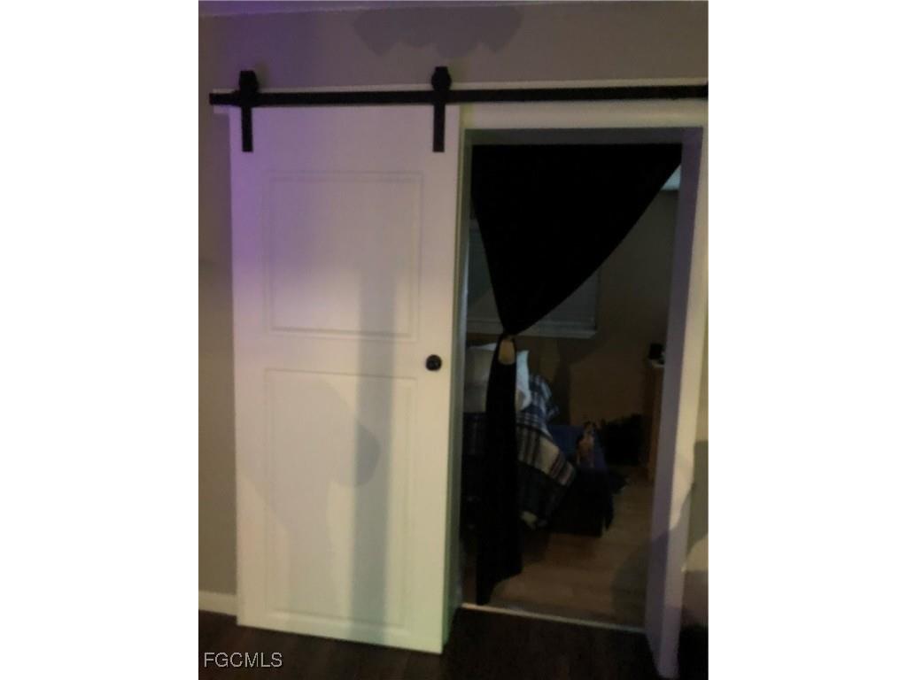 300-302 Hubbard Avenue North Fort Myers FL 33917 2025004945 image25