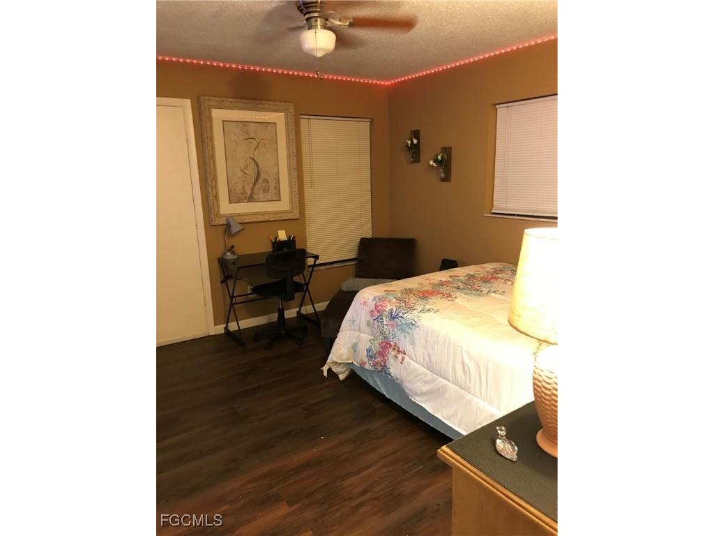 300-302 Hubbard Avenue North Fort Myers FL 33917 2025004945 image4