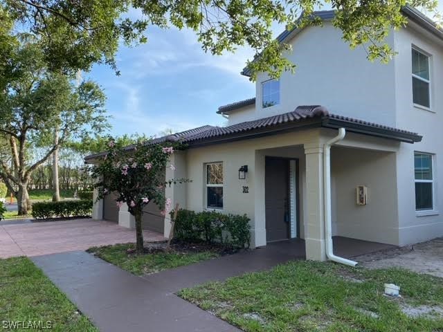 300 Diamond Circle #302 Naples FL 34110 223051387 image1