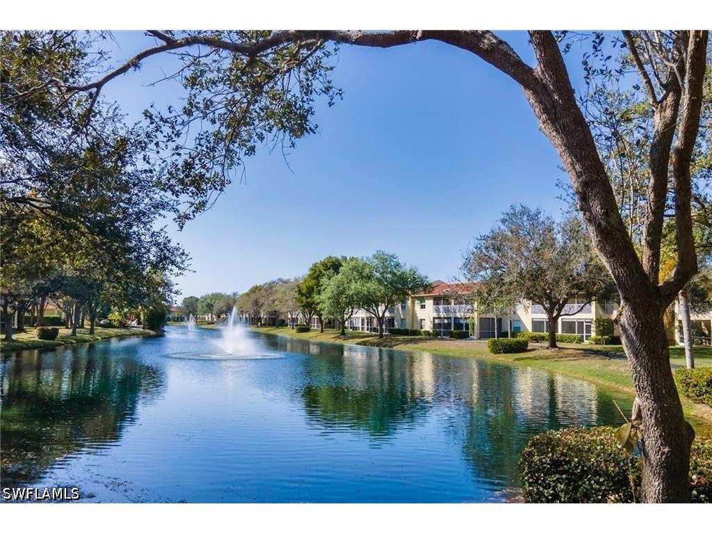 300 Diamond Circle #302 Naples FL 34110 226020797 image1