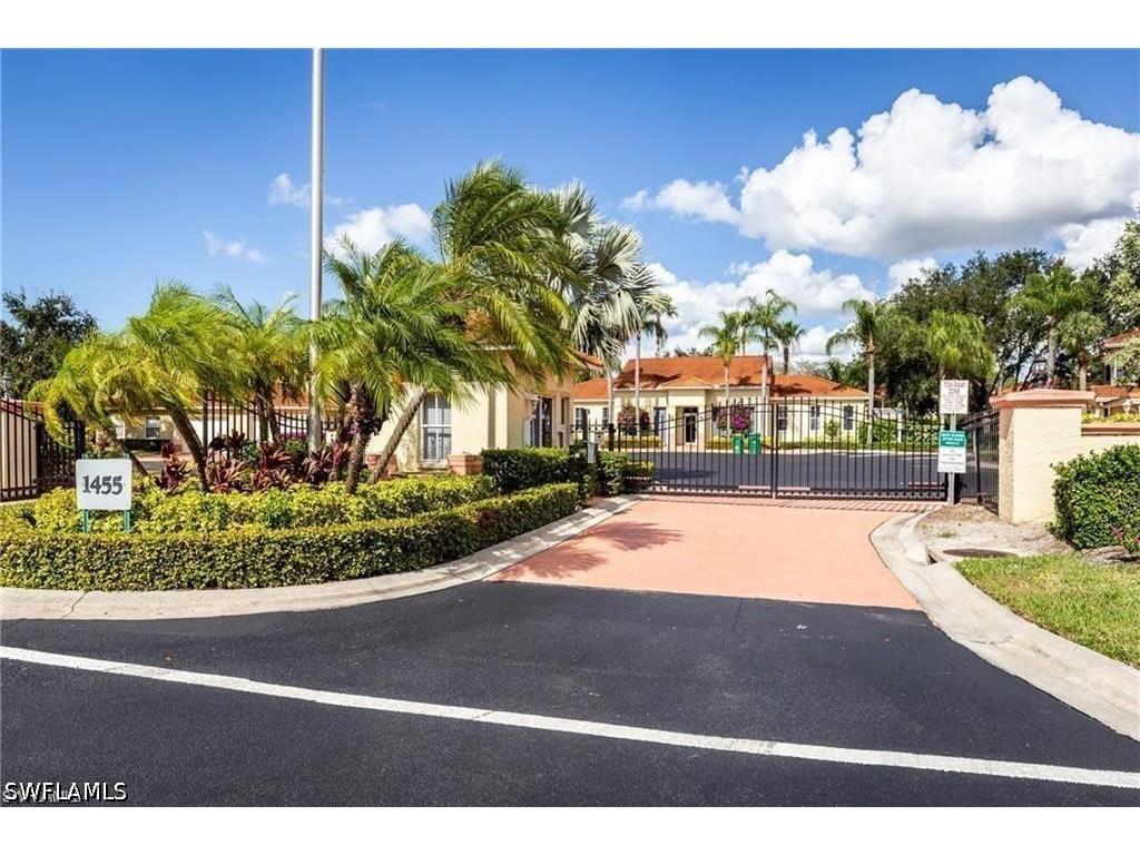 300 Diamond Circle #302 Naples FL 34110 226020797 image16