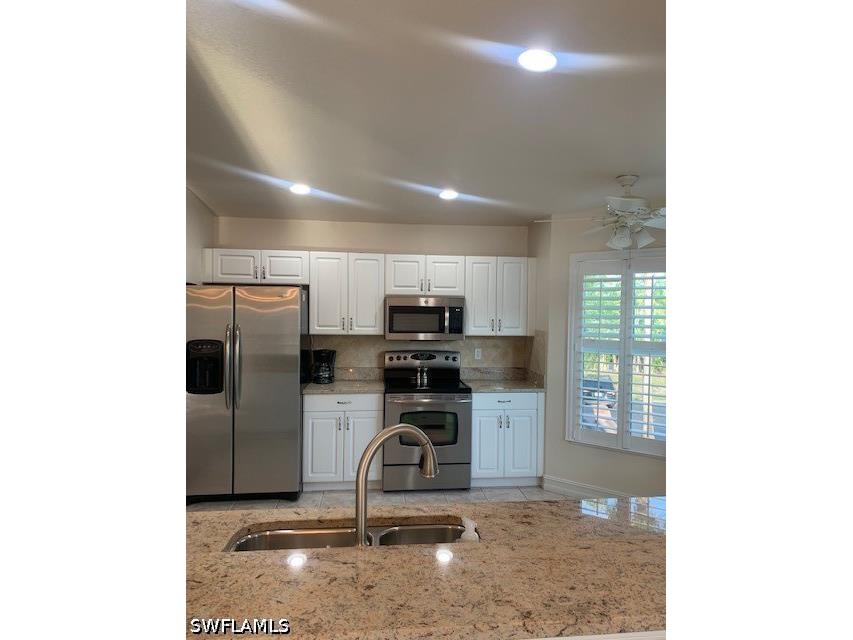 300 Diamond Circle #302 Naples FL 34110 226020797 image3