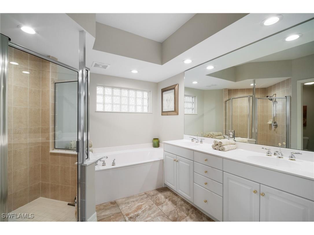 300 Dunes Boulevard #107 Naples FL 34110 225079814 image28