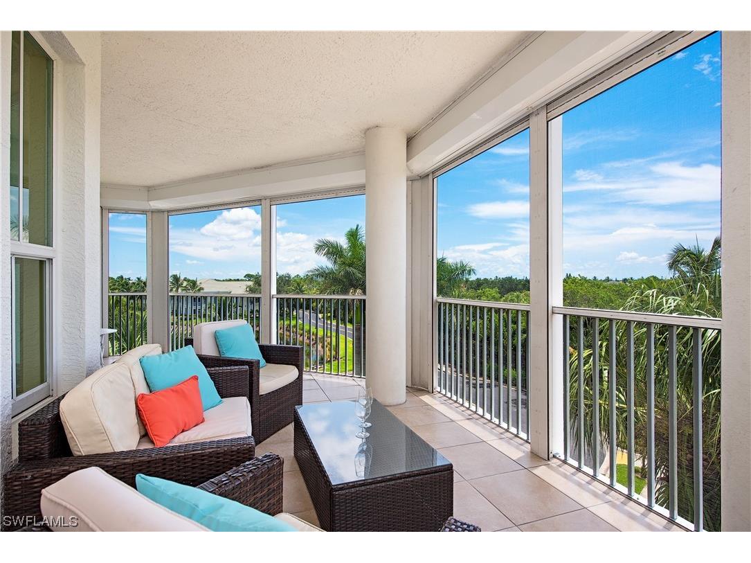 300 Dunes Boulevard #301 Naples FL 34110 224010510 image1