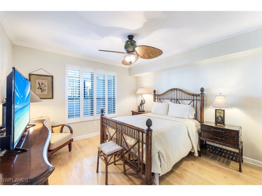 300 Dunes Boulevard #602 Naples FL 34110 225064420 image14