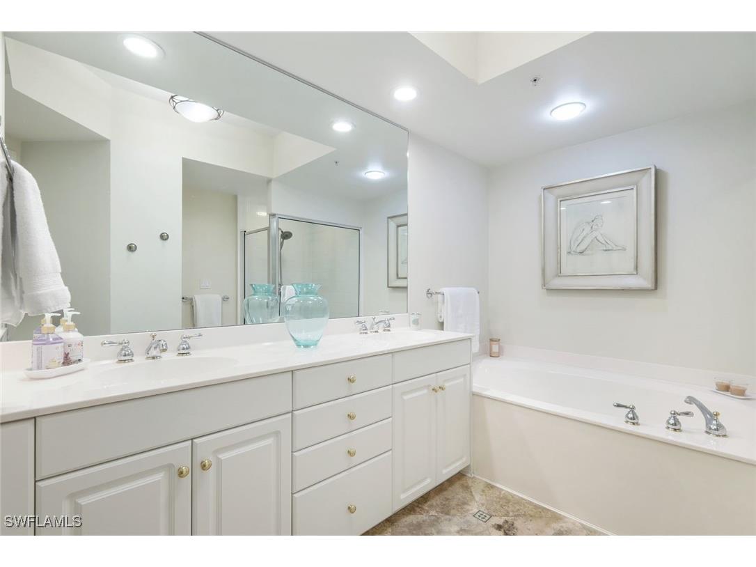 300 Dunes Boulevard #PH-5 Naples FL 34110 225058096 image14