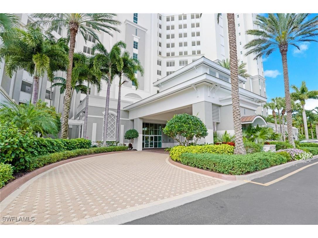 300 Dunes Boulevard #PH-5 Naples FL 34110 225058096 image2