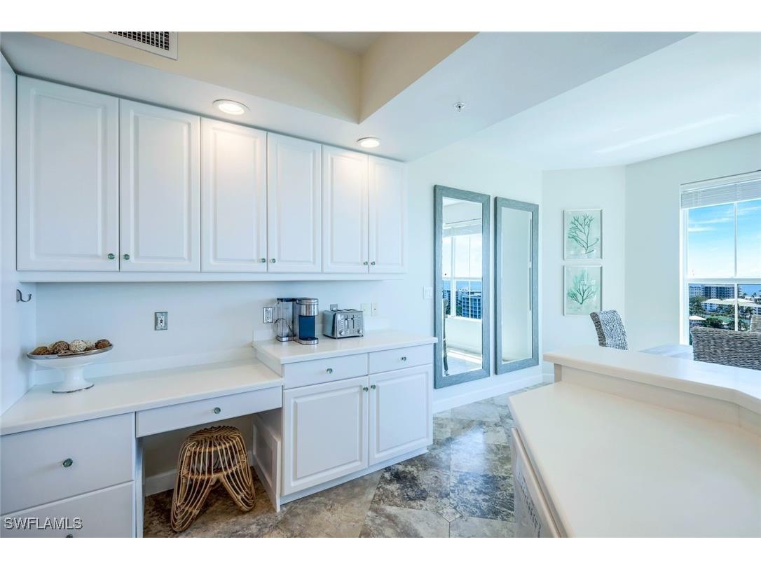 300 Dunes Boulevard #PH-5 Naples FL 34110 225058096 image6