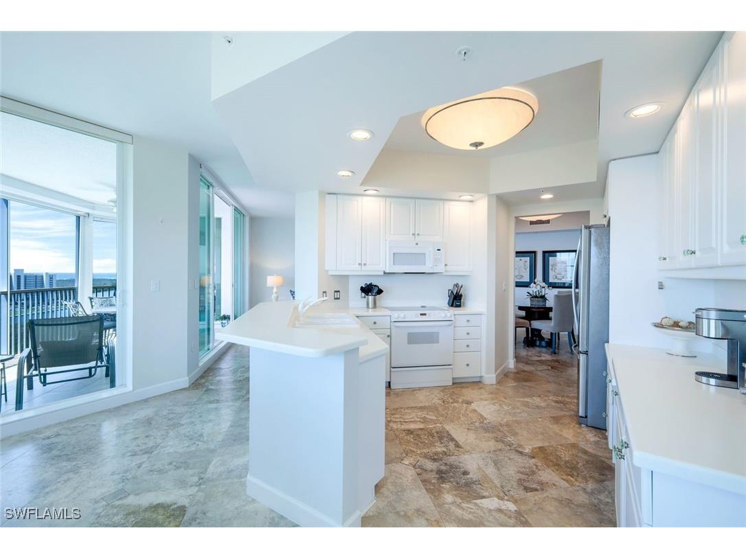 300 Dunes Boulevard #PH-5 Naples FL 34110 225058096 image7