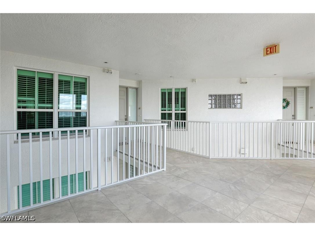 300 Dunes Boulevard #PH-5 Naples FL 34110 226016133 image21