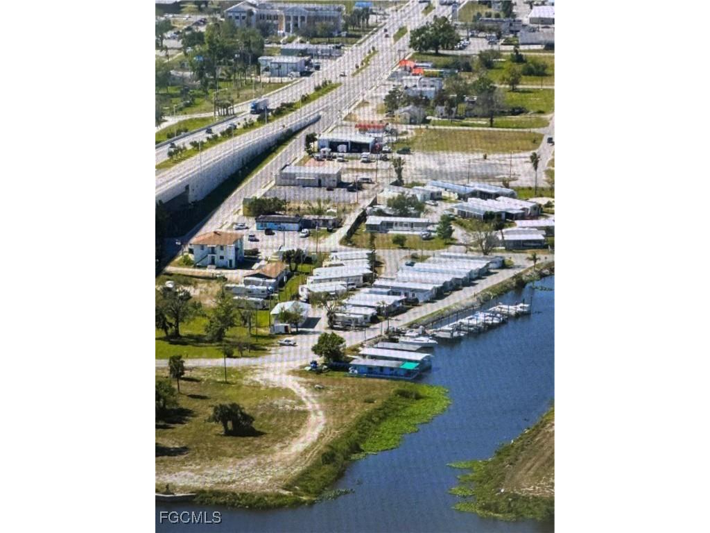 300 Elderberry Avenue NW Moore Haven FL 33471 2025000671 image4