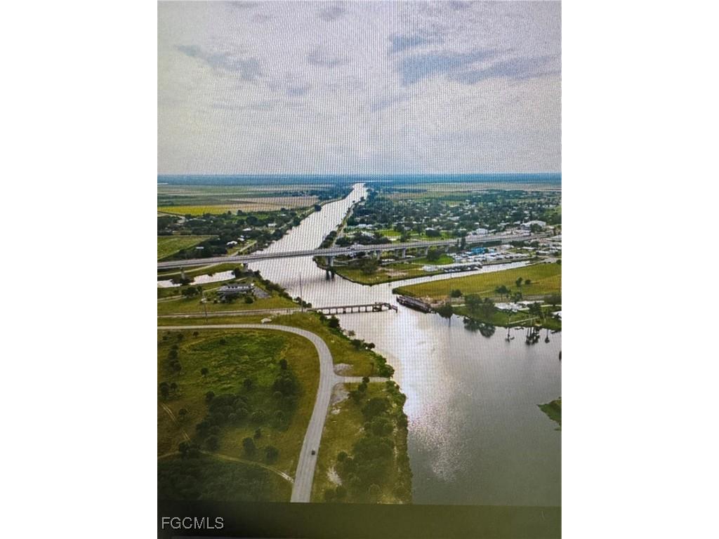 300 Elderberry Avenue NW Moore Haven FL 33471 2025000671 image7