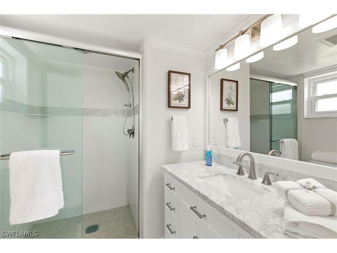 300 Forest Lakes Boulevard #112 Naples FL 34105 226008645 image14