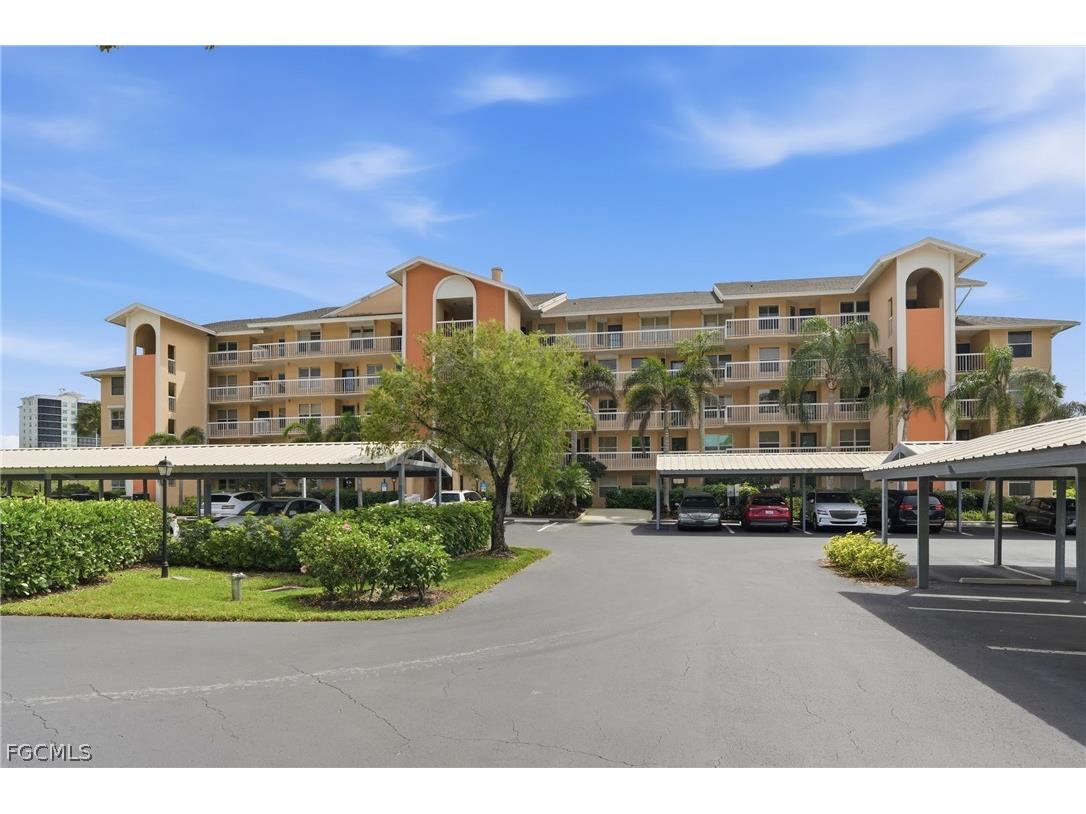 300 Horse Creek Drive #307 Naples FL 34110 2026012947 image1