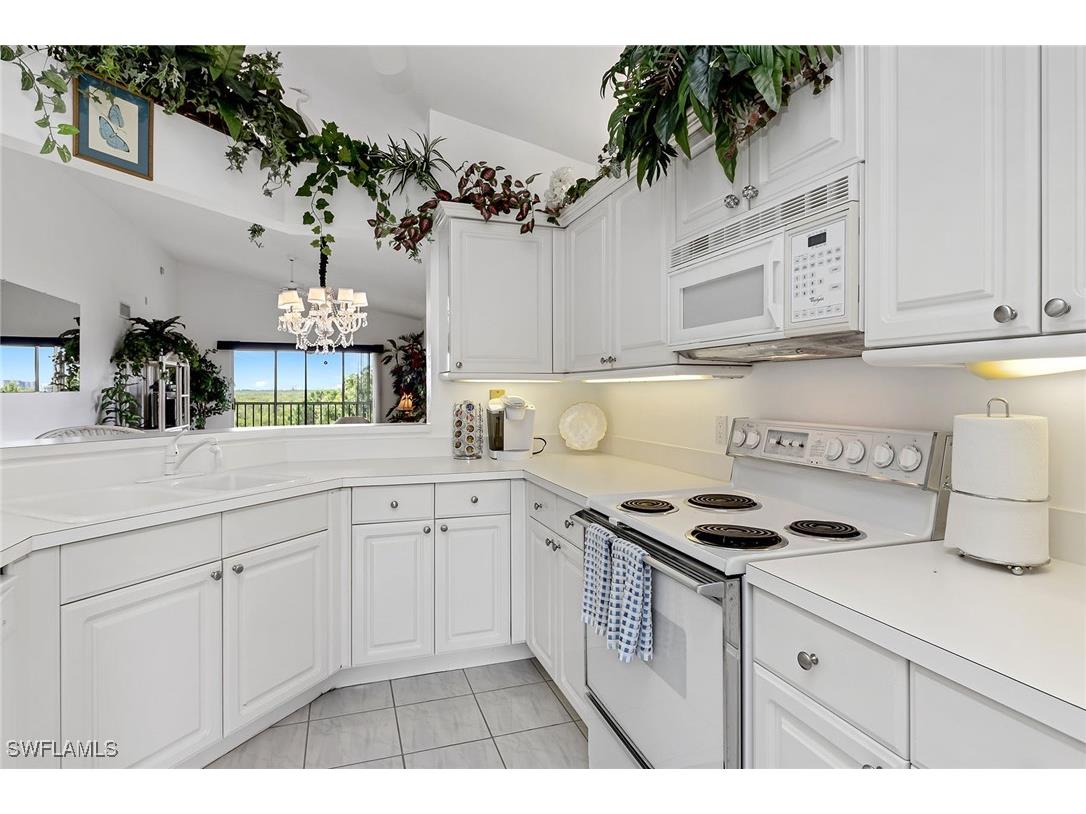 300 Horse Creek Drive #408 Naples FL 34110 225074053 image3