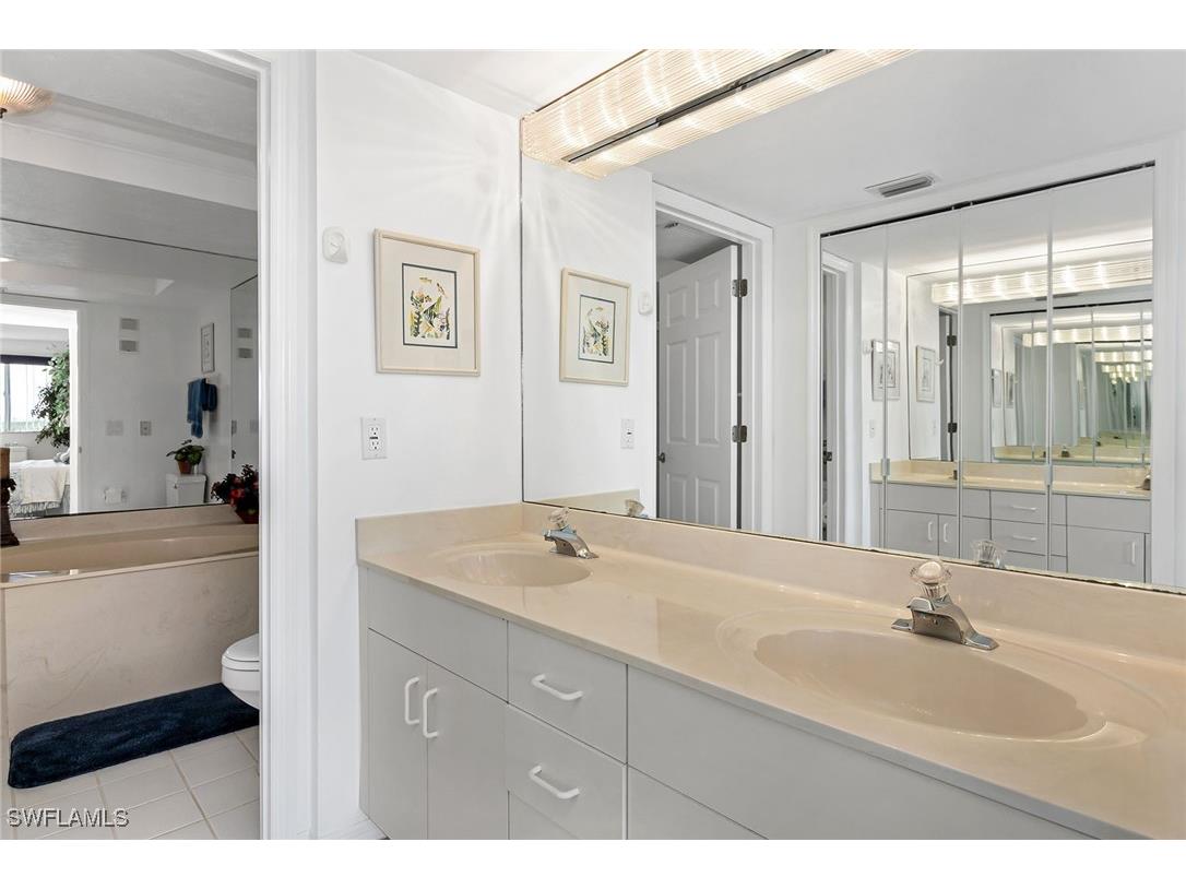 300 Horse Creek Drive #408 Naples FL 34110 225074053 image6