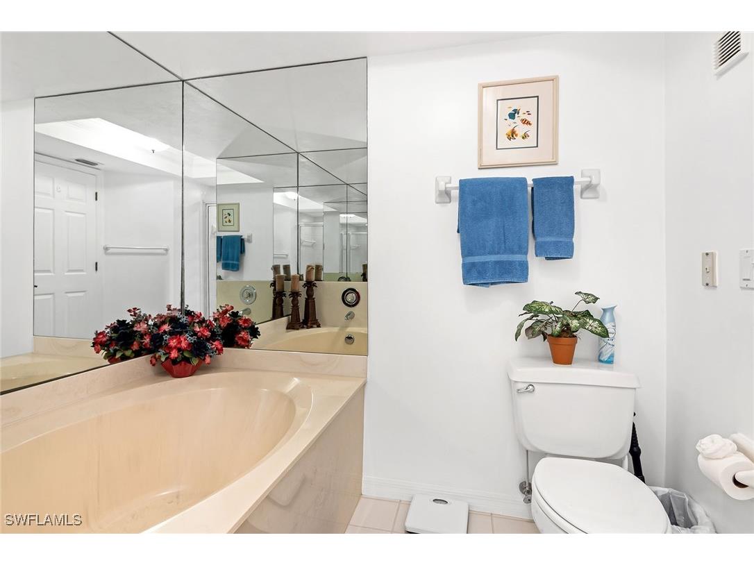 300 Horse Creek Drive #408 Naples FL 34110 225074053 image8