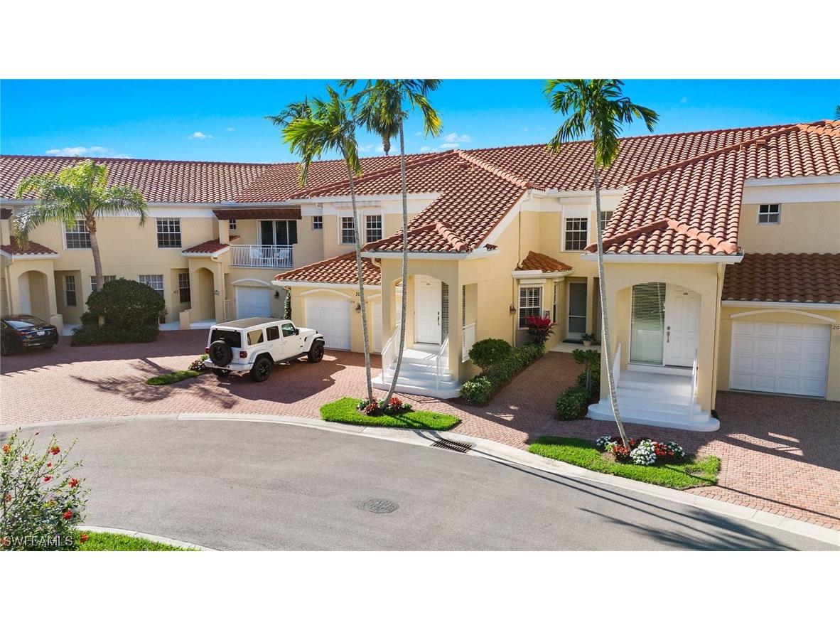 300 L Ambiance Circle #3-204 Naples FL 34108 224008495 image1
