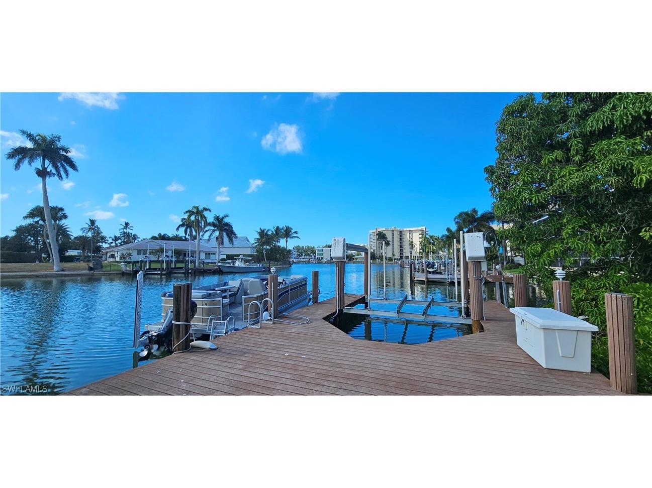 300 Mooring Line Drive Naples FL 34102 223089766 image3
