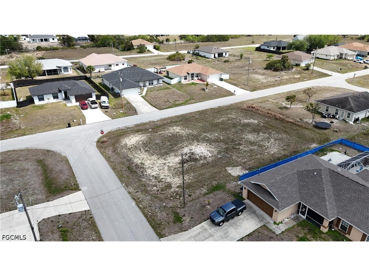 300 NW 21st Street Cape Coral FL 33993 2026014426 image2