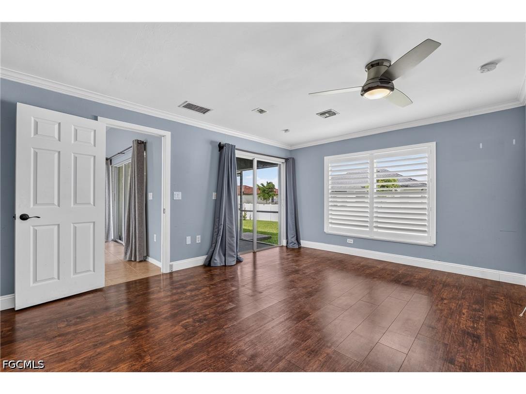 300 NW 22nd Place Cape Coral FL 33993 2026030036 image20