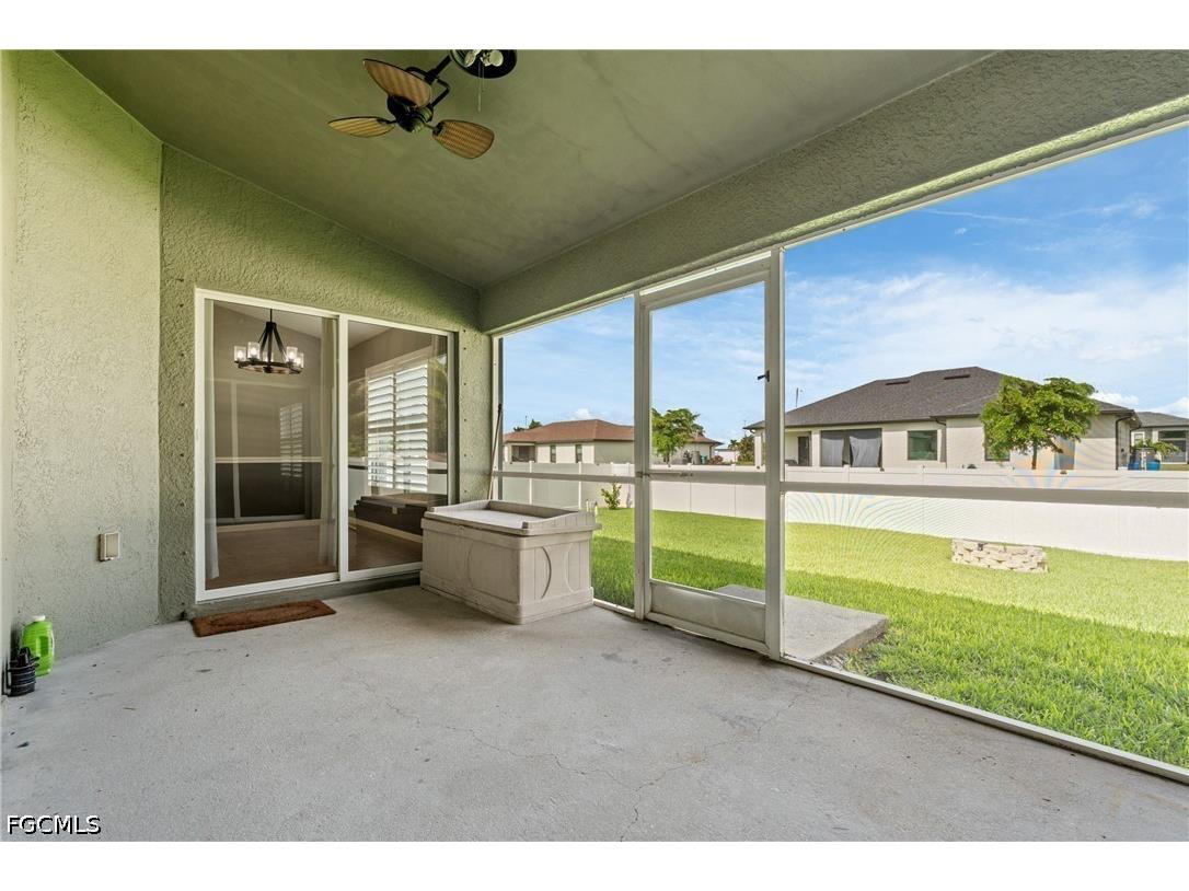 300 NW 22nd Place Cape Coral FL 33993 2026030036 image23