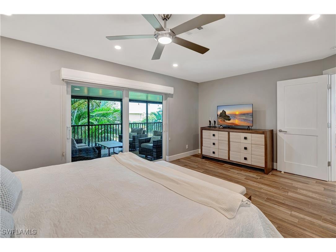 300 Palm Drive #402 Naples FL 34112 225075571 image32
