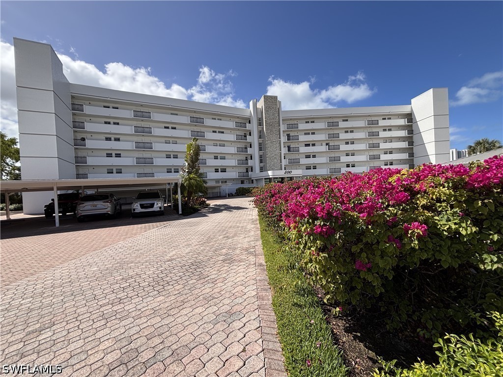 300 Park Shore Drive #1B Naples FL 34103 226014855 image5