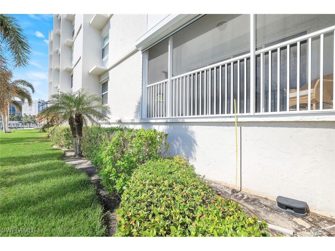 300 Park Shore Drive #1E Naples FL 34103 225079467 image30