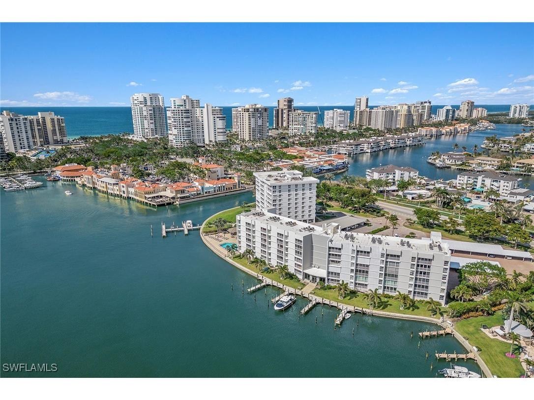 300 Park Shore Drive #1G Naples FL 34103 225016026 image1